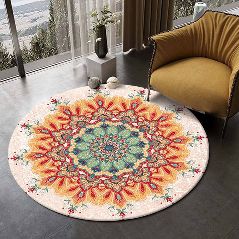 Light Yellow Simple Rug Polyester Bohemia Rug Washable Rug for Living Room