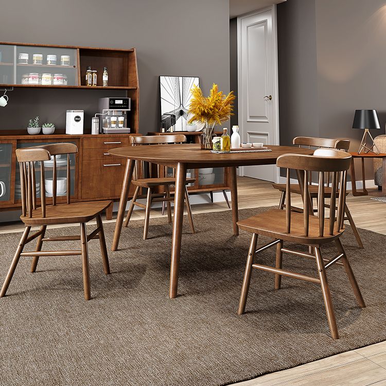 Mesa redonda de madera de goma para restaurantes Modern de comedor en naturaleza/nogal con 4 patas
