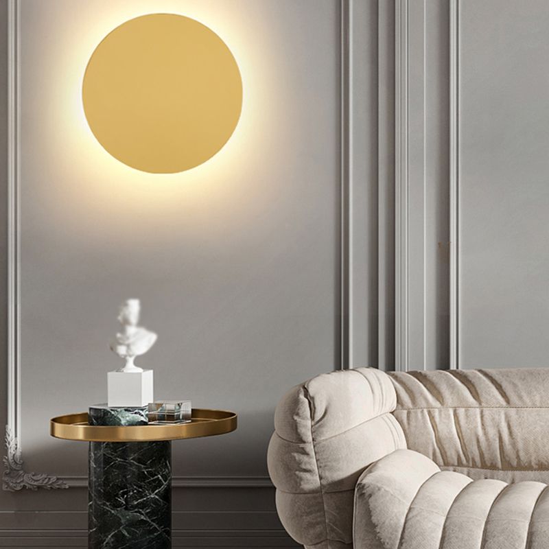Round Shape Metal Wall Light Modern Style 1 Light Wall Mounted Light Fixture