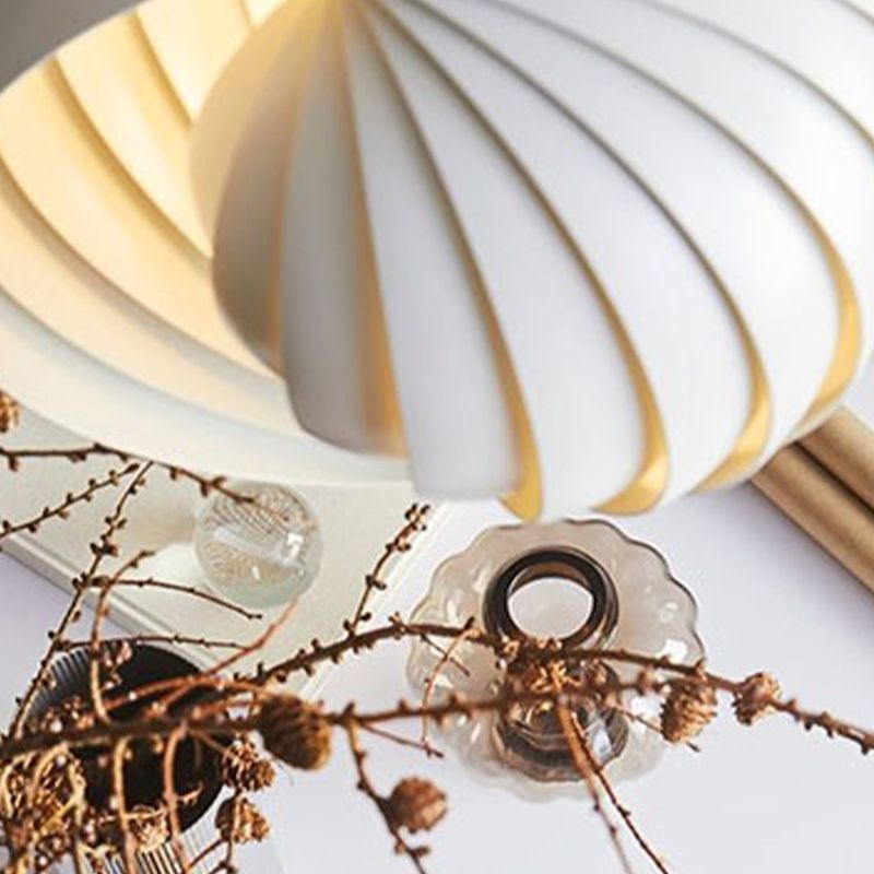 Modern Moon-shaped Shade Hanging Light Household Metallic Art Pendent Light