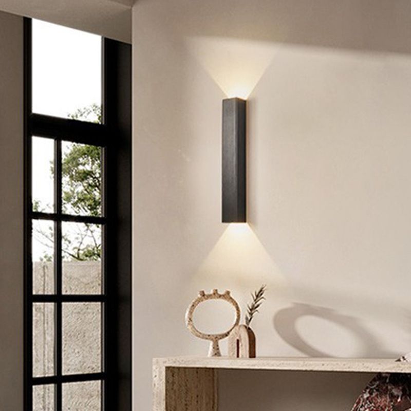 Modern Style Strip Shape Wall Sconce Metal 2 Light Sconce Lighting for Living Room