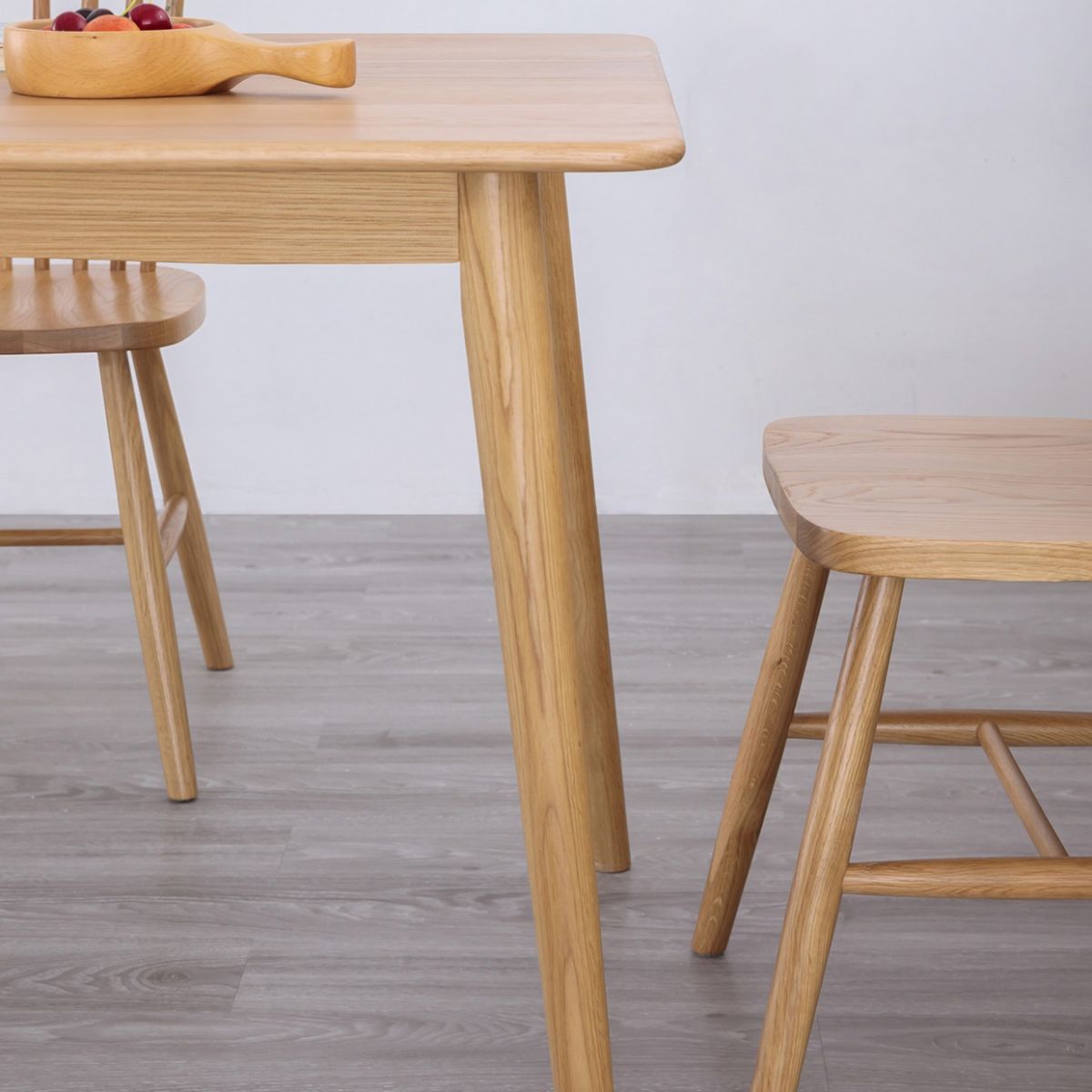 Rectangle Oak Wood Dining Table in Nature Modern Kitchen Table with 4 Legs