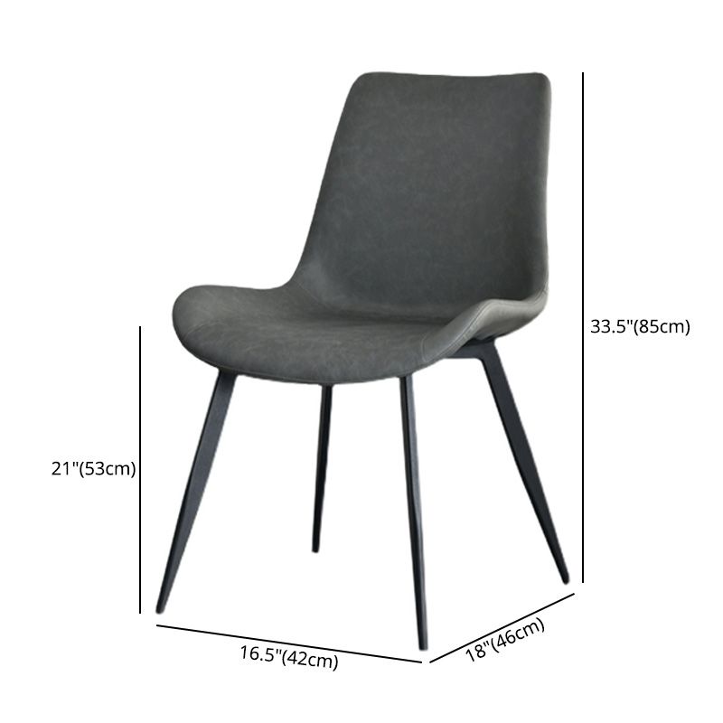 Chaises de salle à manger en simili cuir style contemporain avec 4 pieds finition noire, chaises sans accoudoirs