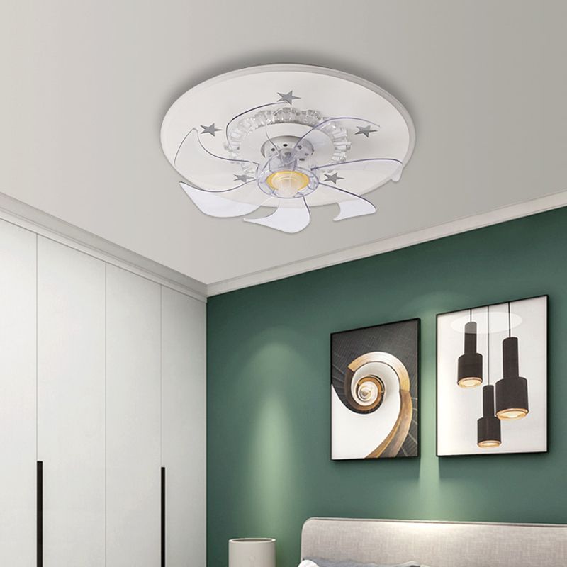 Weiße Stern Deckenlüftel Lampe Nordic LED Metal Semi Flush Mount Light für Schlafzimmer