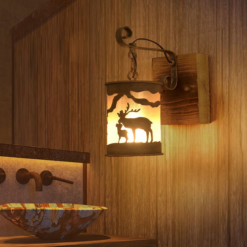 Cylinder Metal Wall Mounted Lamp Industrial Single Bulb Indoor Sconce Light in Rust with Wood Backplate
