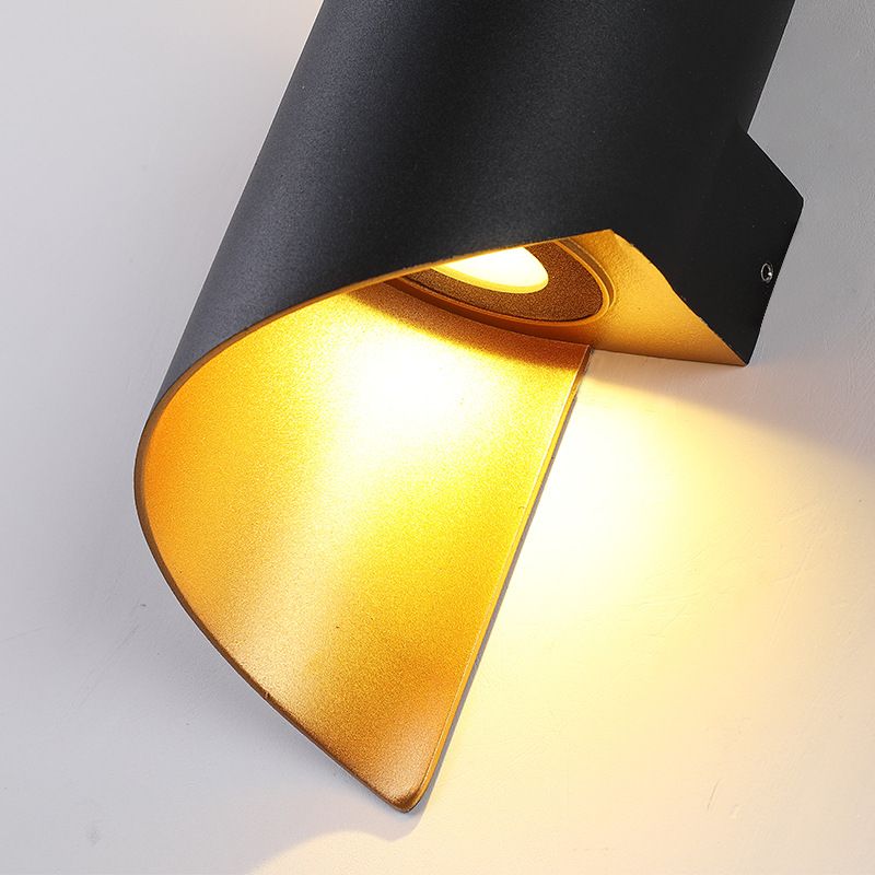 Contemporary Aluminum Wall Light Geometric Shape 2 Lights Wall Sconce for Bedroom