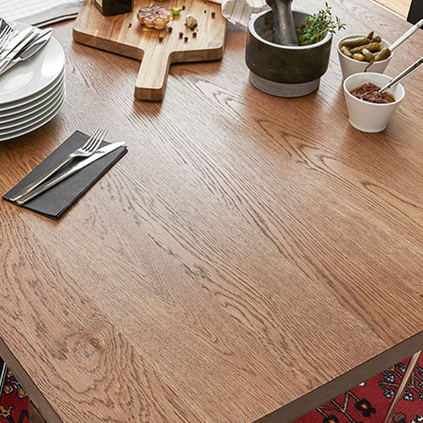 Mesa de pino de mesa de comedor de madera con base de trineo