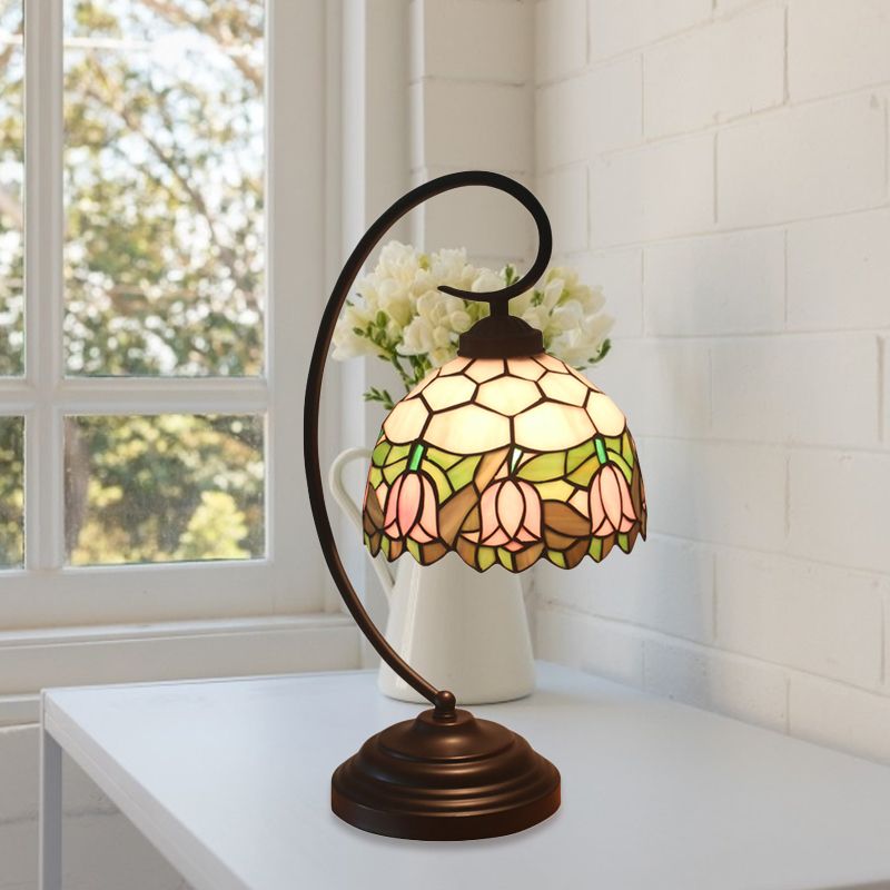 Bronze Curvy Night Light baroque 1 tête métal métal rouge / rose rose / tulipe Éclairage de bureau à motifs avec un bol teinte en verre coupé