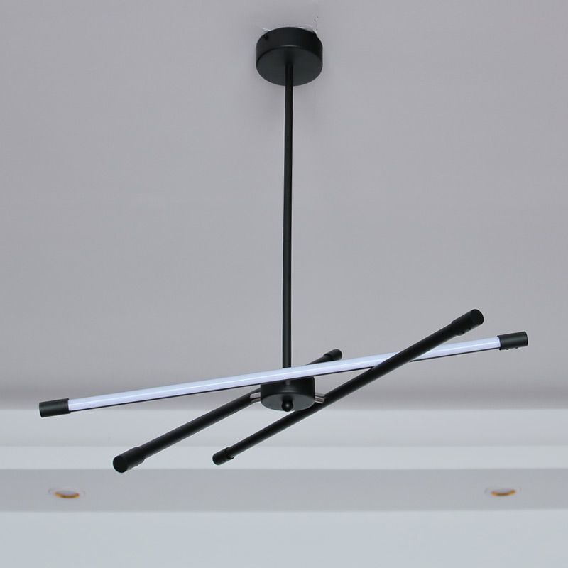 Eenvoudige stijl lineaire buis metalen kroonluchter licht zwarte led hangende lamp voor woonkamer