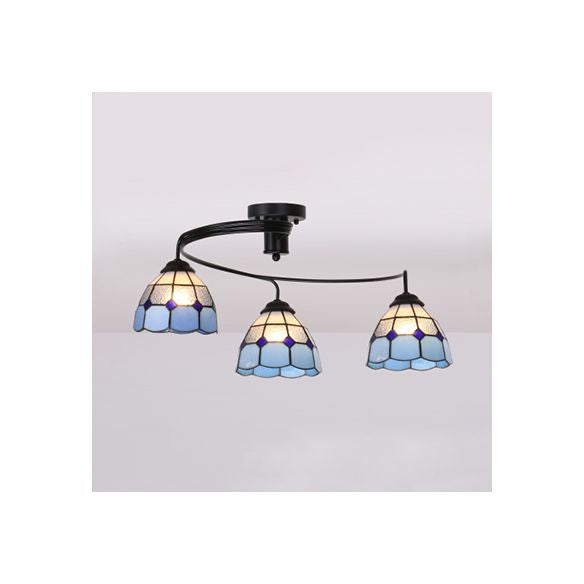 Beflecktes Glas Halbflushmount mit Schatten 3 Lichter Tiffany Style Halbbündige Deckenleuchte in Weiß/Klar/Blau