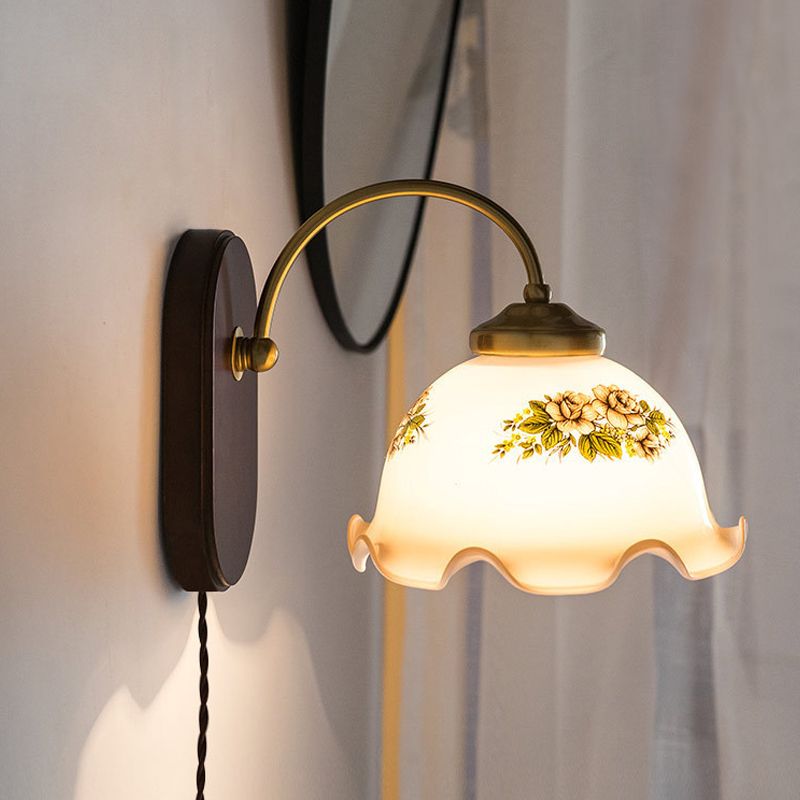 Éclairage mural en verre de forme unique