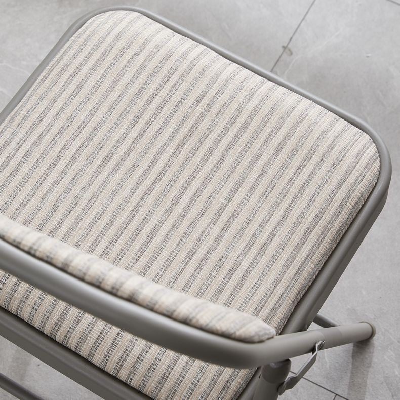 Silla de comedor de metal contemporáneo, silla lateral plegable sin brazos para el hogar, con respaldo abierto