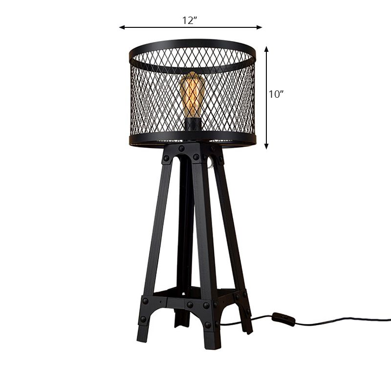 Drum Mesh Metal Shade Table Lighting Retro Stylish 1 Light Farmhouse Standing Floor Light with Tripod Design in Black