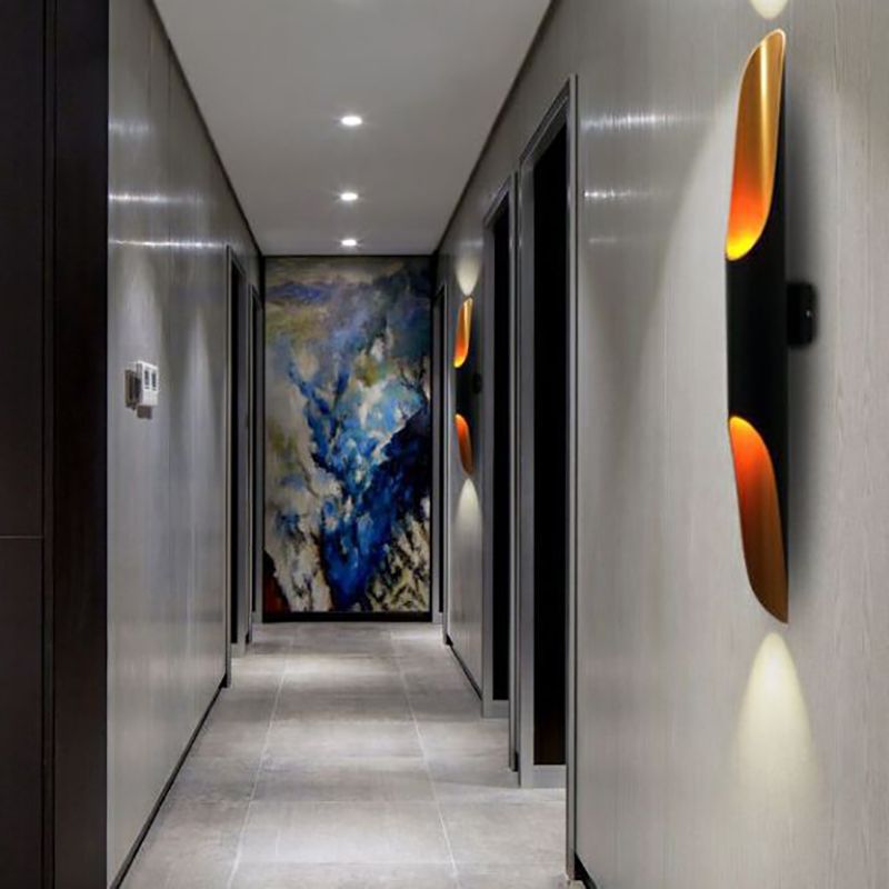 Slaapkamer Postmoderne muur SCONCE Metalen zwart-gouden wand gemonteerd verlichtingsarmatuur