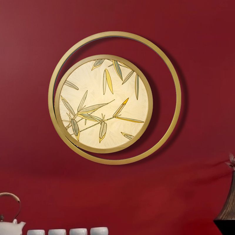 1 Light Metal Wall Mounted Light Traditional Brass Round Tea House Sconce with Leaf Pattern