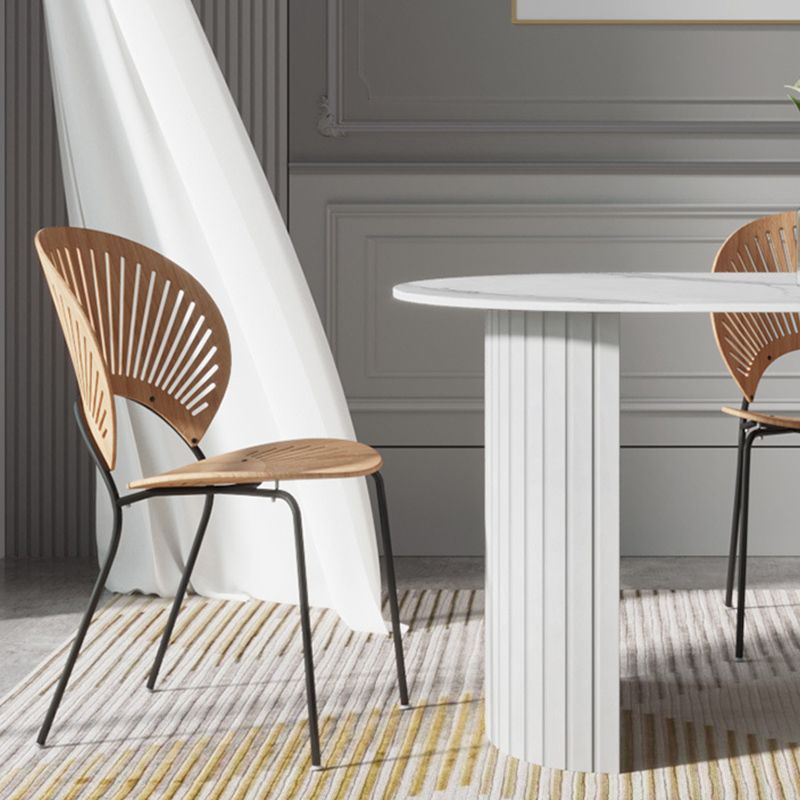 Table blanche supérieure en pierre frittée pour table de cuisine moderne de restaurant avec double piédestal