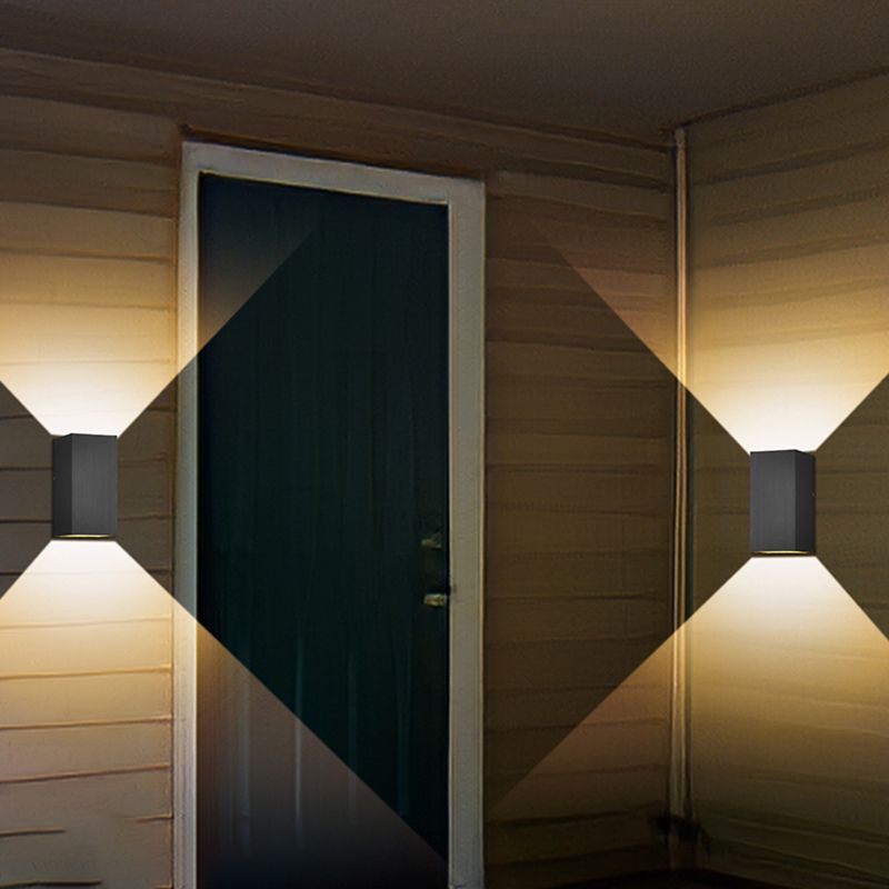 Mur de l'aluminium moderne clair cuboïde 2 lumières Walleur mural en noir pour l'extérieur