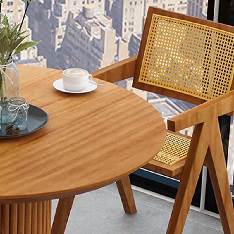 Modern Pedestal Casual Dining Table Solid Wood Round Dinner Room Kitchen Table