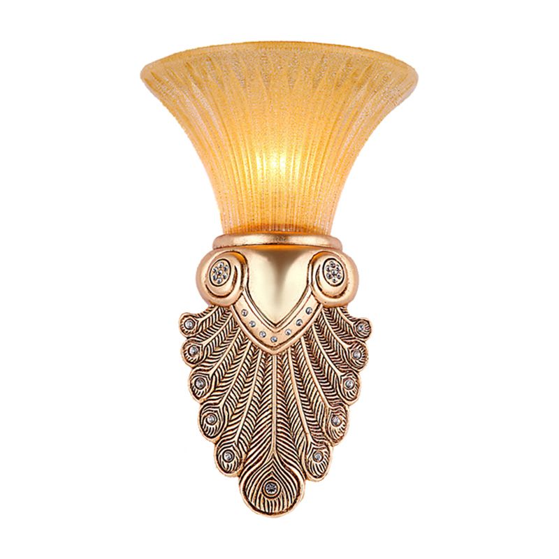 Umgekehrtes Glockenschlafzimmer Wandleuchte Lagelhaus Opal Fleuchtetglas 1-Köpfen goldene Wandleuchte mit Pfauenfeder, 10 "/13" breit