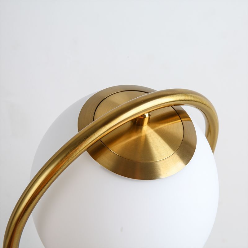 Lampade da tavolo Globe Lampade da comodino moderne in metallo a 1 luce in oro