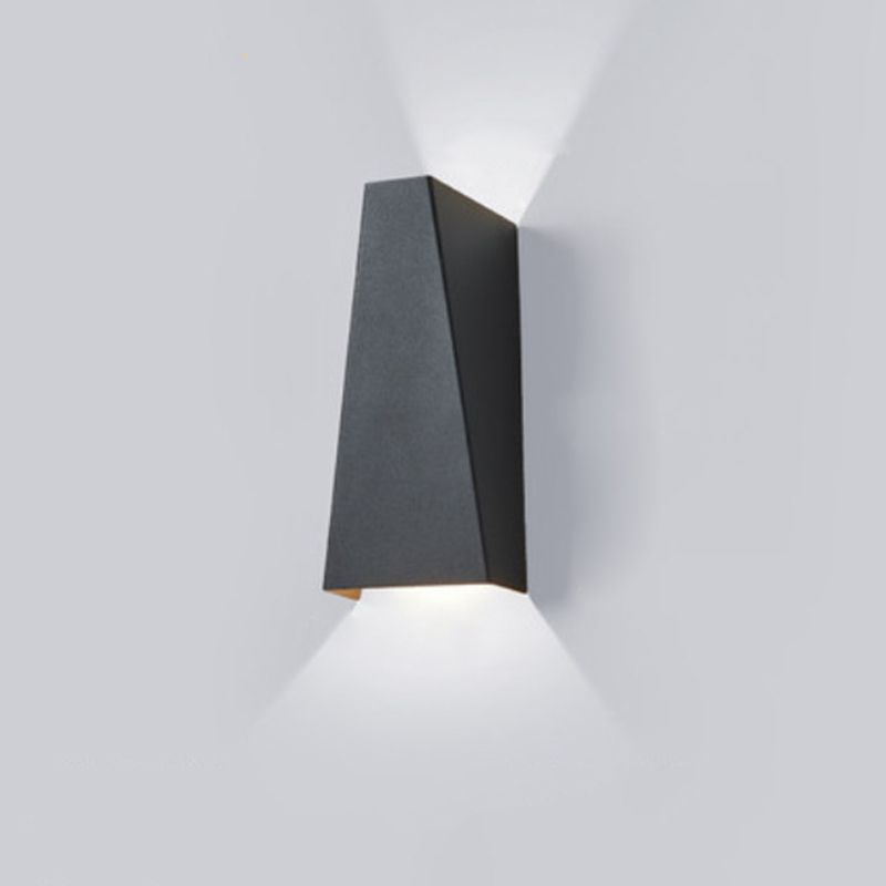 Polygon Wall Sconce Lighting Modern Style Metal 2-Lights Sconce Light in Black and White