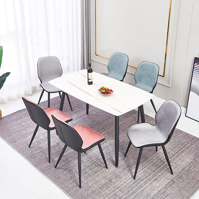 Silla de comedor de metal moderno Silla lateral con respaldo para uso en restaurantes