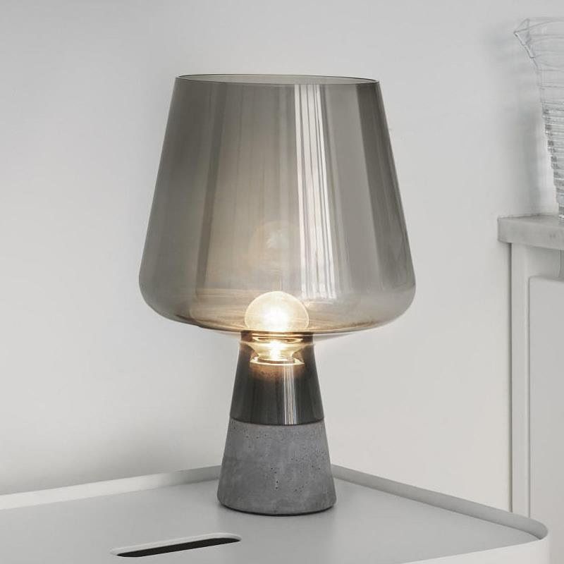 Lampe de table en verre créatif en forme de gobelett