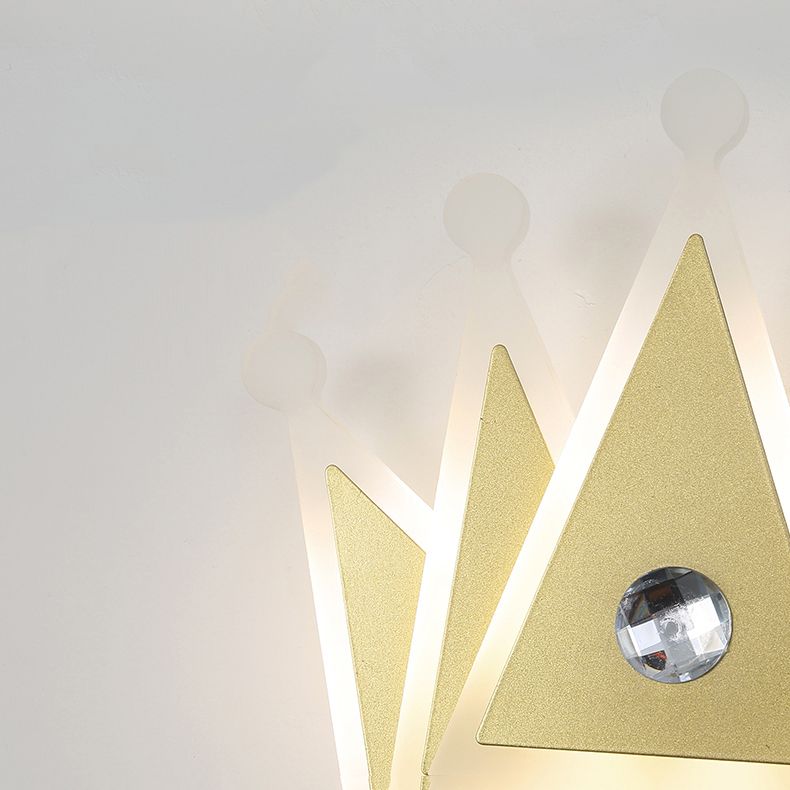 Modern Style Crown Shaped Sconce Light Fixtures Metal 1 Light Wall Mounted Lighting