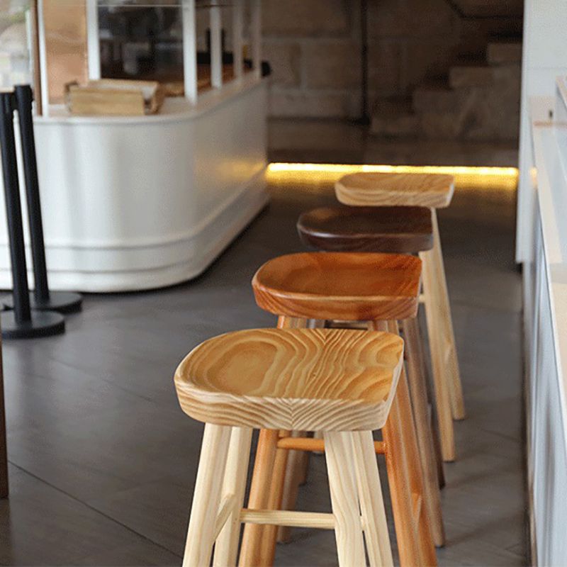 Modern Style Solid Wood Bar Stool with Footrest and Saddle Seat Indoor Bar Stool