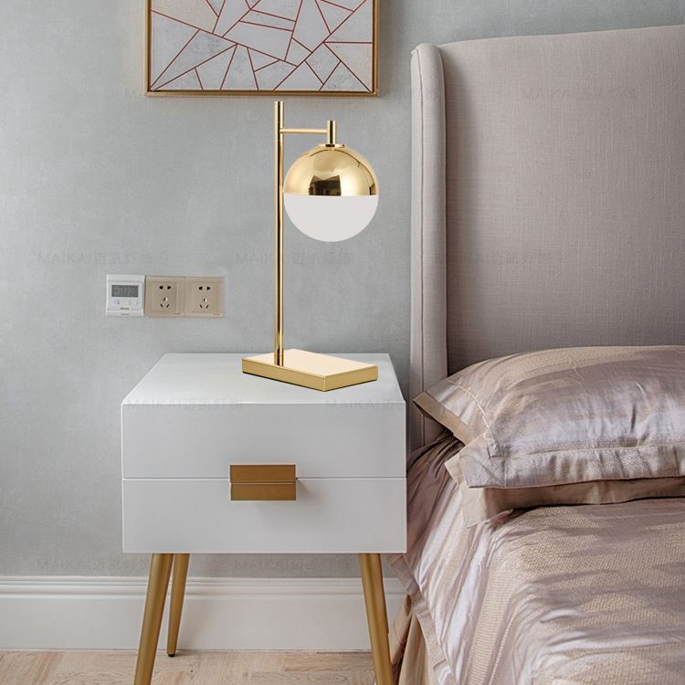 Modern Metal Base Table Lamp Glass 1 Light Table Light
