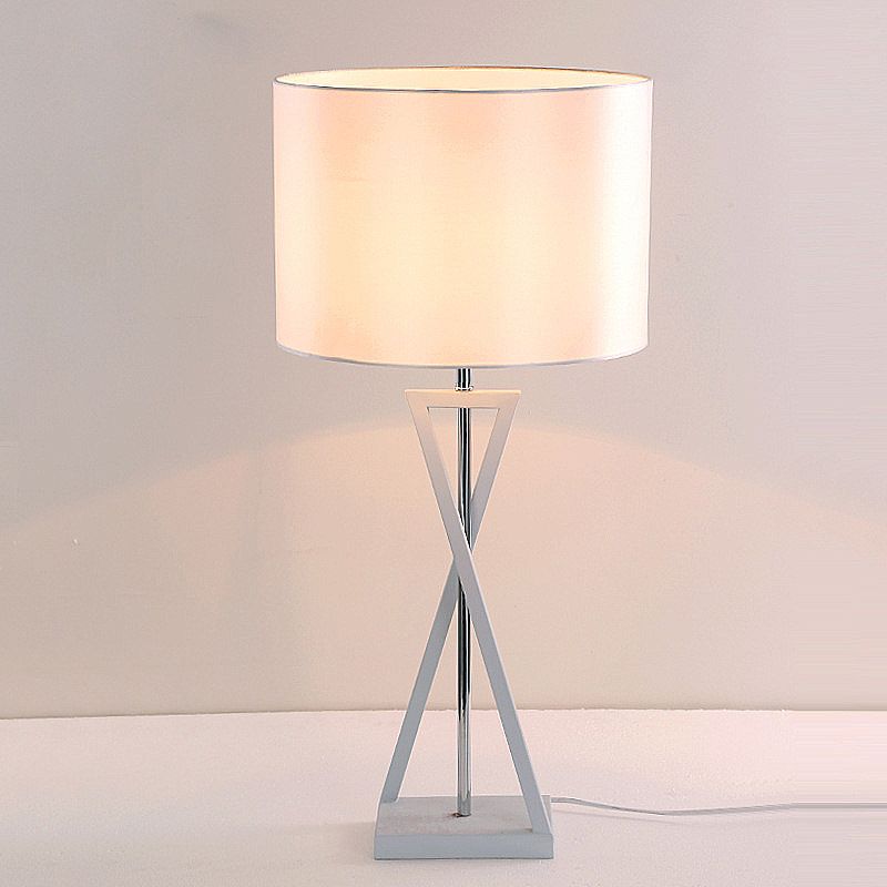 Lampada da scrivania del tamburo nero/nero Tessuto tradizionale 1 camera da letto leggera LEGGIO LEGGI