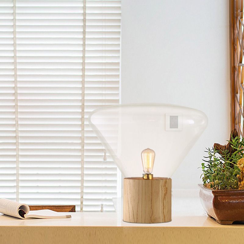 Lámpara de mesa de cono de simplicidad ultramoderna lámpara de vidrio transparente para el dormitorio