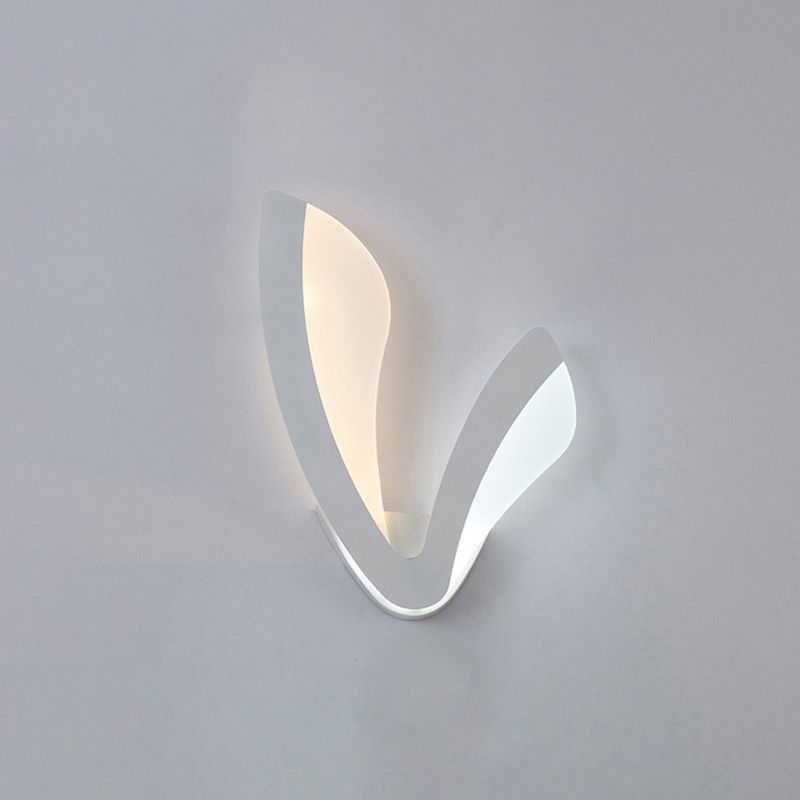 Illuminazione a parete a parete a V a V 1 illuminazione Vintagemoderna