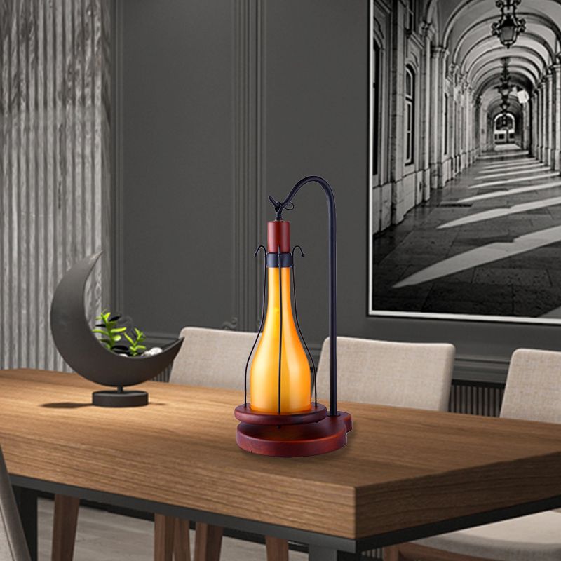 Bouteille de chambre à coucher Éclairage Éclairage Style Verre jaune Verre 1-Head Copper Finish Table Light With Wood Base