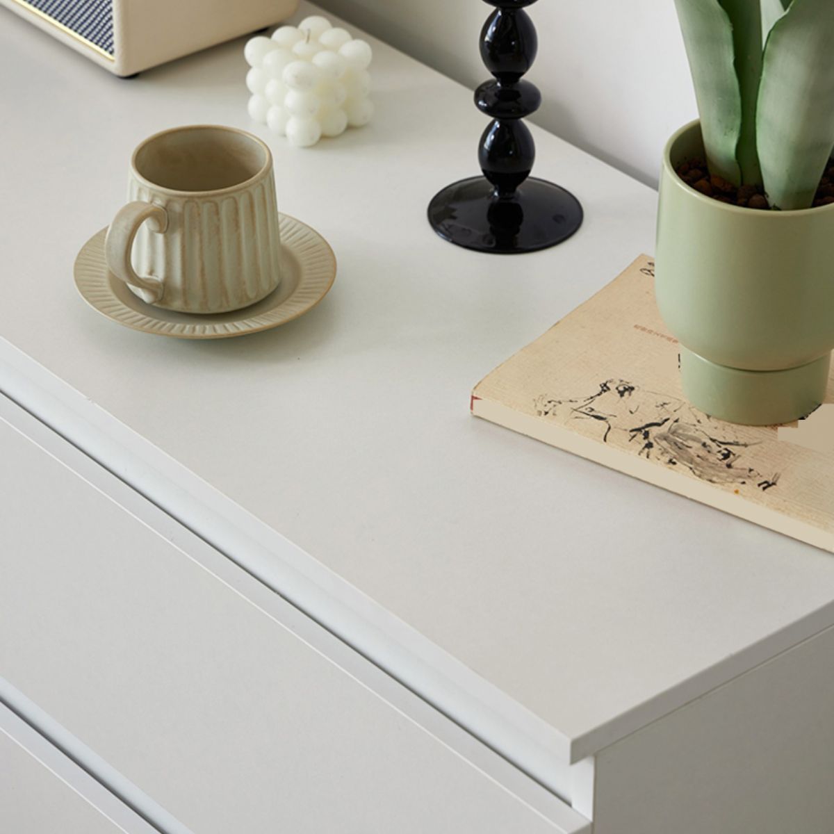 Modern Lingerie Chest Wood Vertical Storage Chest Dresser for Bedroom