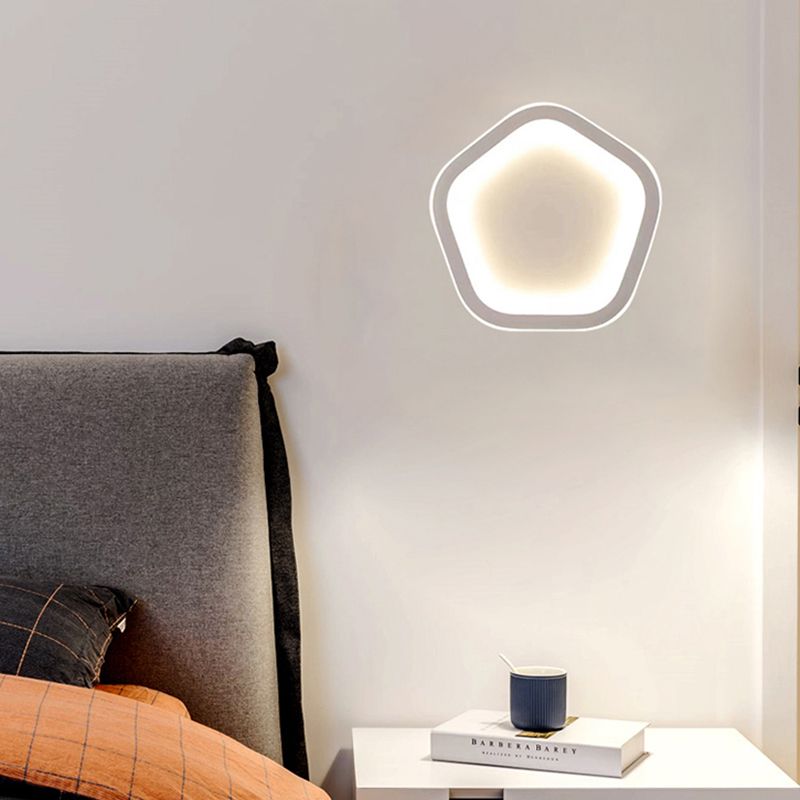 Geometry Shape Metal Wall Light Modern Style Single Light Wall Sconce Light
