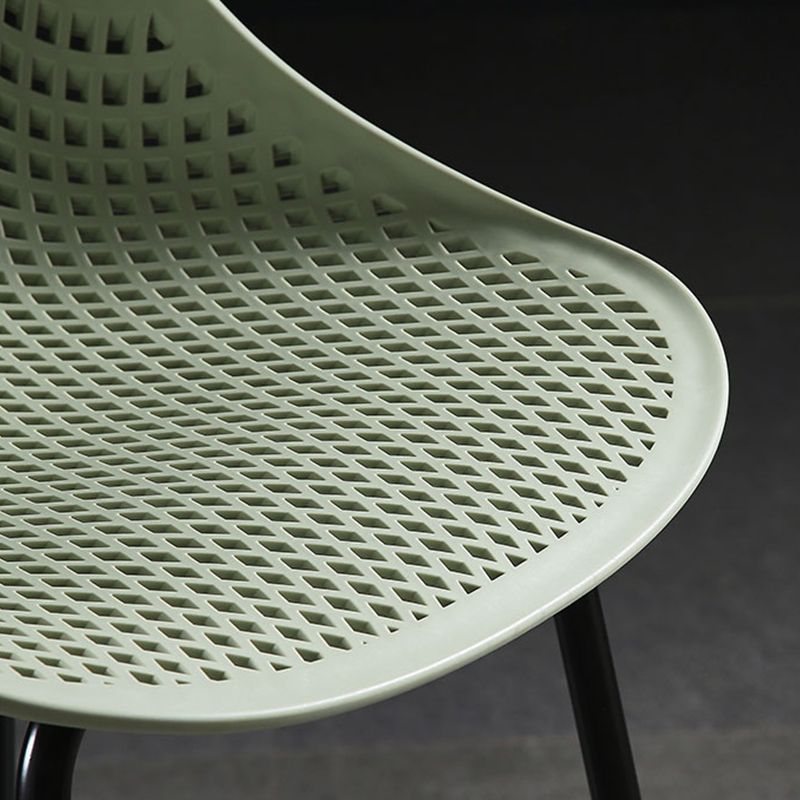 Bucket Plastic Counter Height Bar Stool Scandinavian Armless Stool with Metal Legs