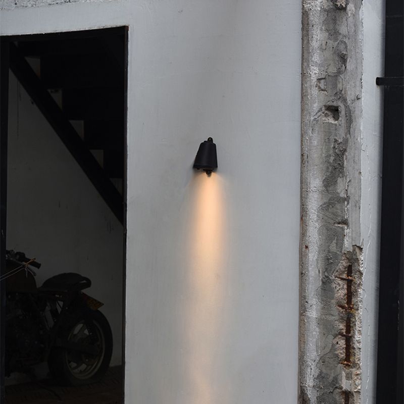 Luminaire d'éclairage postmoderne luminaire en métal pour jardin extérieur