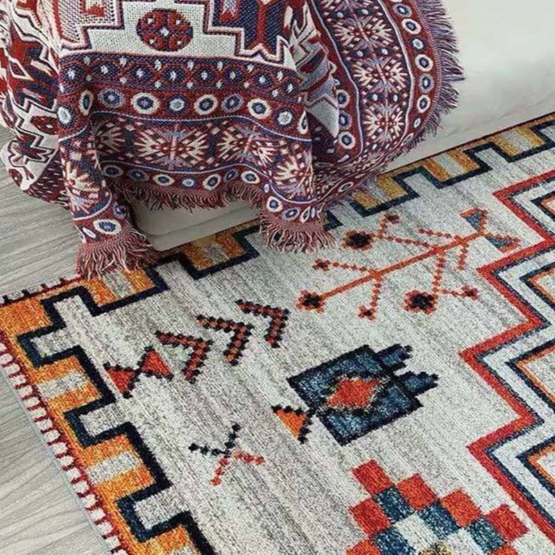 Eleganter mehrfarbiger moderner Teppich aus Polyester mit französischem Blumenmuster für den Innenbereich, schmutzabweisender Teppich für die Inneneinrichtung
