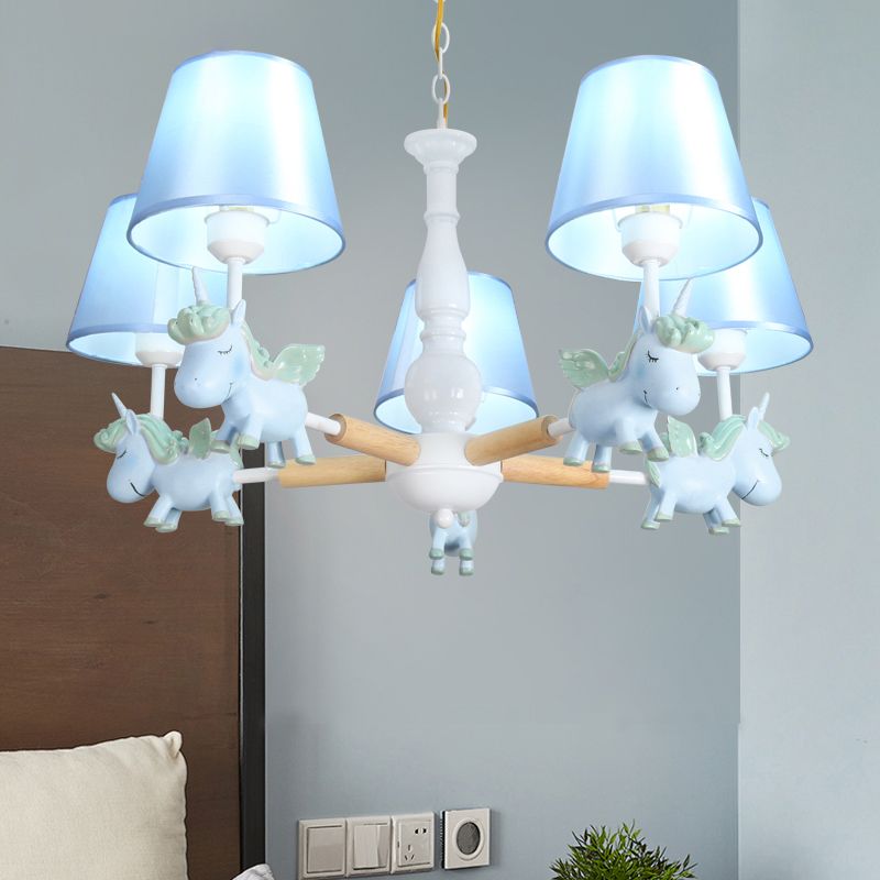 Flying Unicorn Bedroom Chandelier Light Resin Resin Cartoon Pendant Pendante Light Ayer avec une teinte en tissu