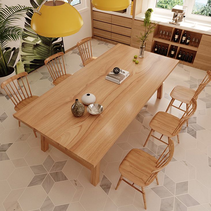 Eenvoudige dennen vaste houten eettafel rechthoekige tafel in houten kleur met vier veter