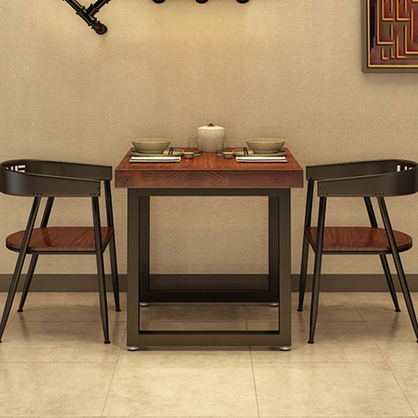 Mesa de comedor industrial de madera, mesa cuadrada marrón con base de trineo para comedor