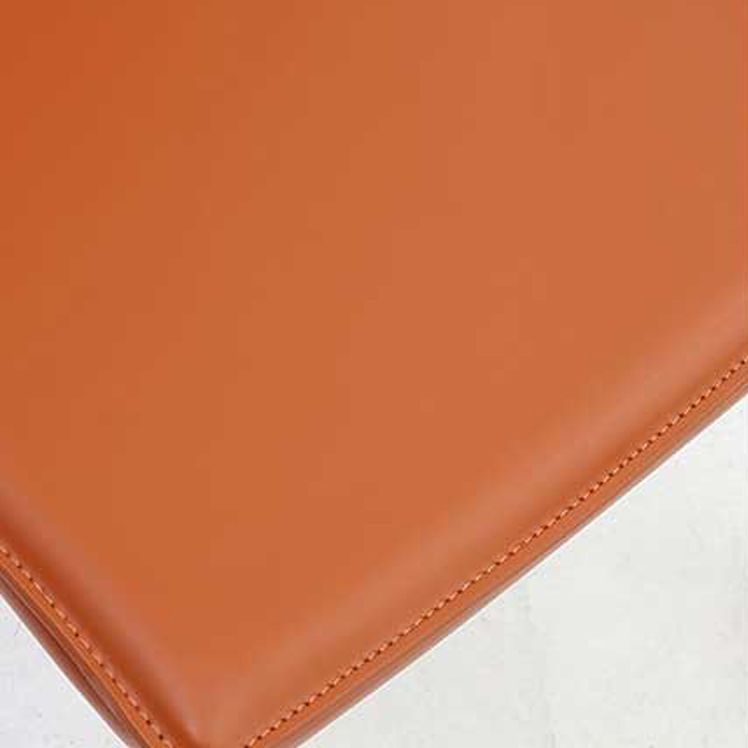 Sillas de comedor de cuero modernas Silla de comedor sin brazos para uso en restaurantes