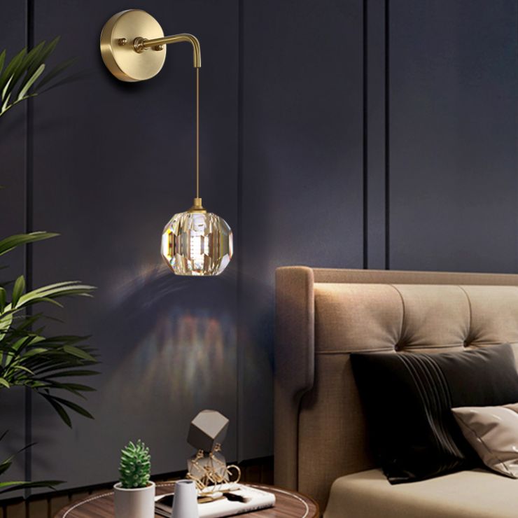 Light Modern Luxury Style Wall Mounted Light Fixture 1 Light Wall Light Sconces with Crystal Shade