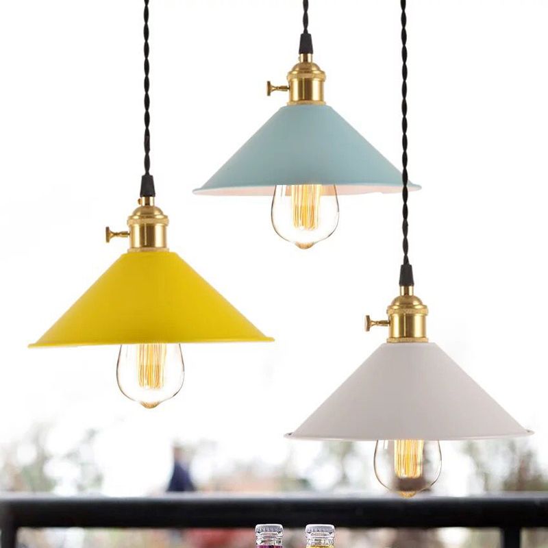 Light ombrello industriale Nordic Light Metal Macarons Colorful Macarons a 1 luci a pendente Accensione