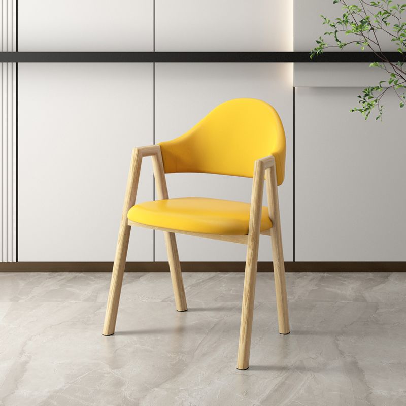 Scandinavian Study Room Metal Arm Chair Colorful Open Dining Chair with Natural Legs