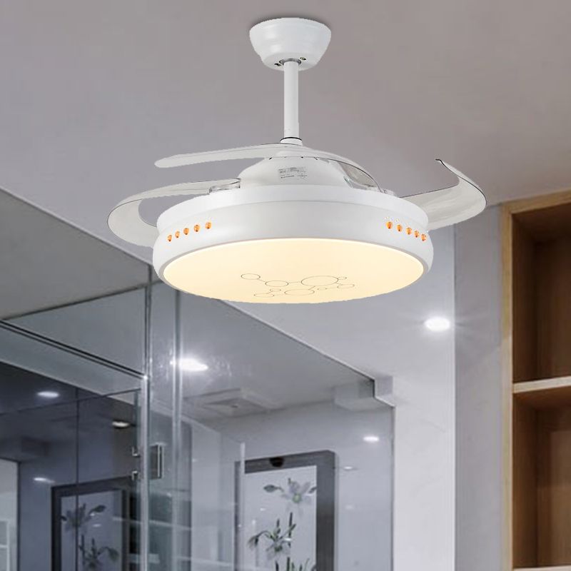 42 "brede LED Round Semi Flush Mount Simple Black/White Finish Metal 3 Clear Blades Hangende ventilatorlicht met acryltint