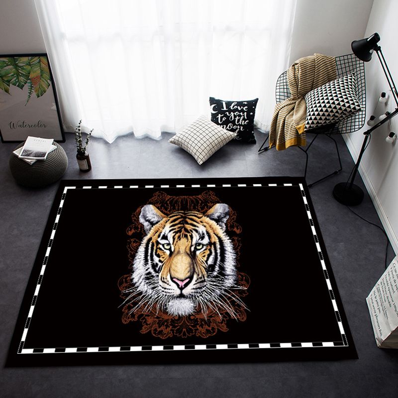 Black Modern Carpet Tiger Pattern Polyester Area Rug Stain Resistant Rug for Home Decor