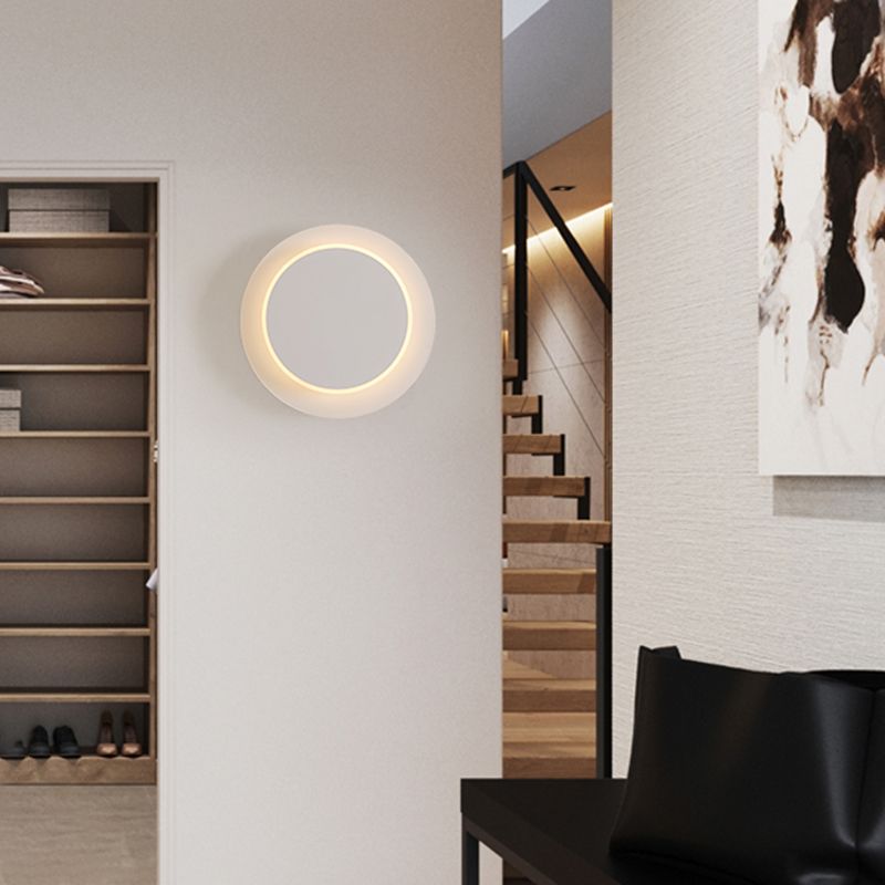 Nordic Style Iron Wall Light Geometry Shape Rotatable Wall Lamp for Bedroom