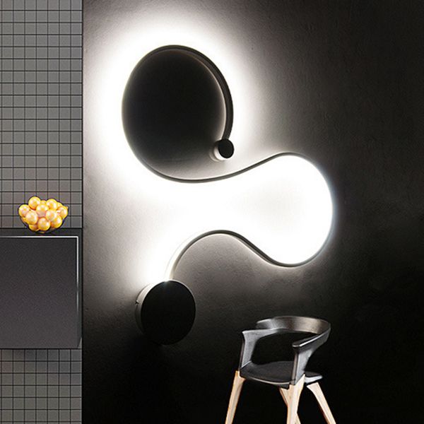 Simplicity Curvaceous Wall Sconce Light Living Room Background LED Wall Light